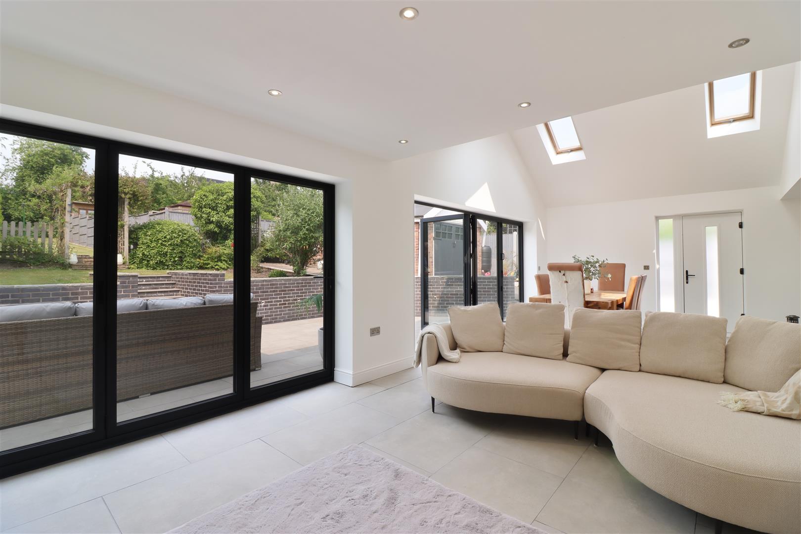 Woodland Grove, Chesterfield